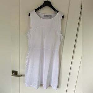 WILLOW BLOSSOM White Athleisure Dress in size Large